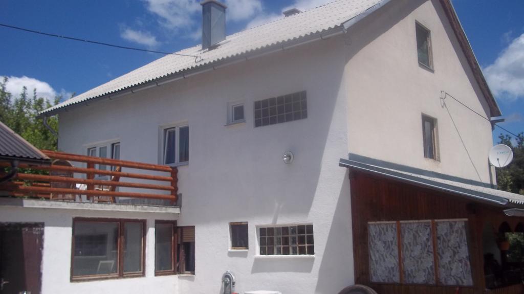 Rooms Zigic Korenica Εξωτερικό φωτογραφία