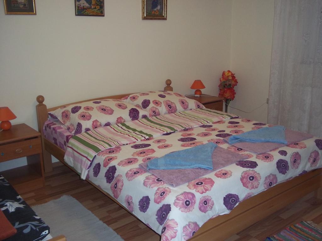 Rooms Zigic Korenica Εξωτερικό φωτογραφία